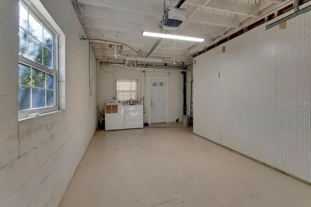 616 W Minnesota Avenue Deland FL 32720