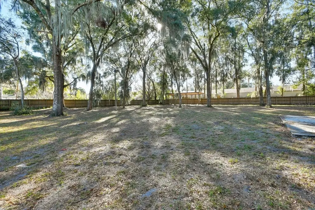 616 W Minnesota Avenue Deland FL 32720