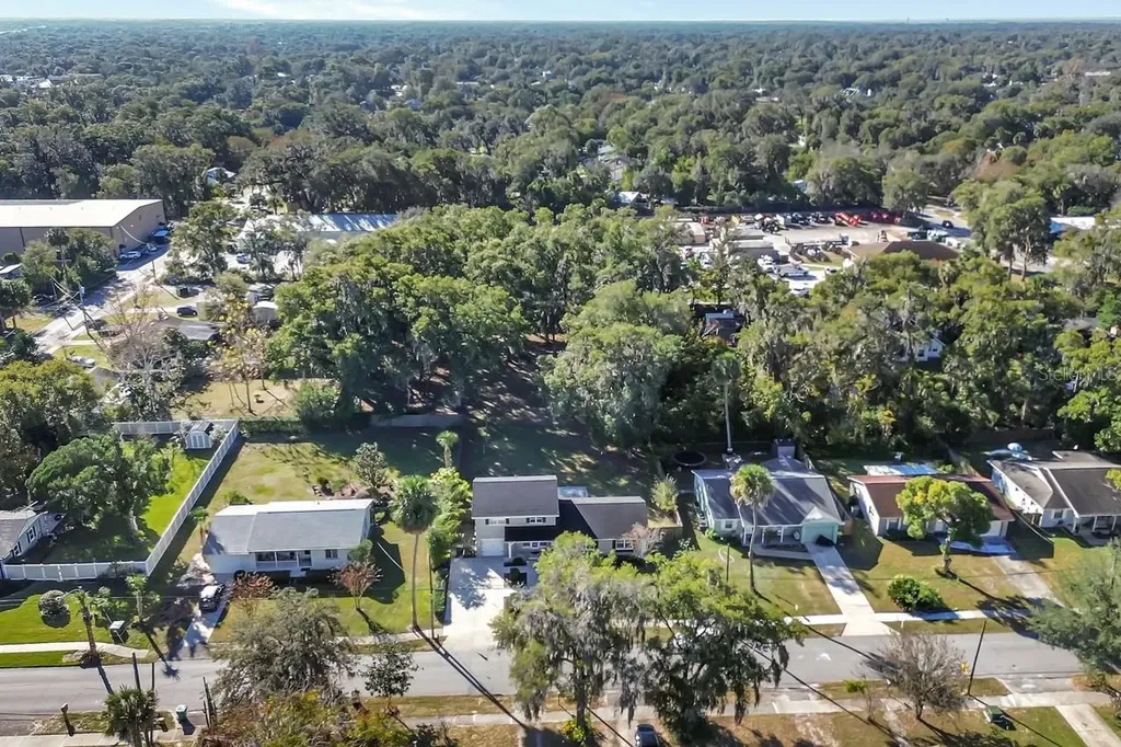 616 W Minnesota Avenue Deland FL 32720