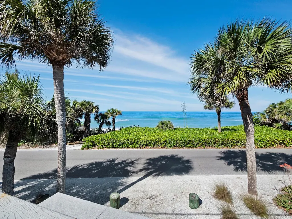 1620 Casey Key Road Nokomis FL 34275