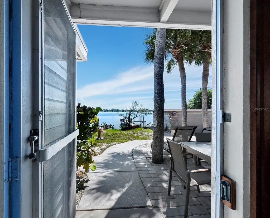 1620 Casey Key Road Nokomis FL 34275