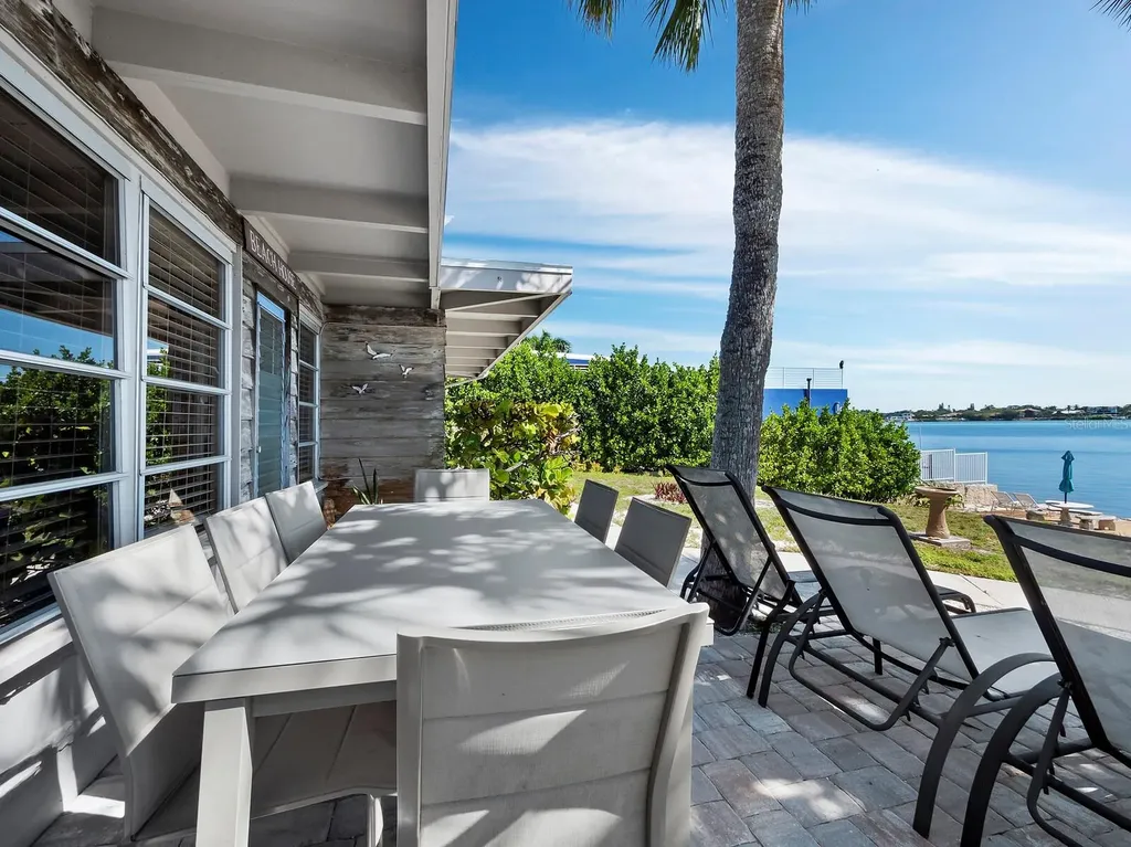1620 Casey Key Road Nokomis FL 34275