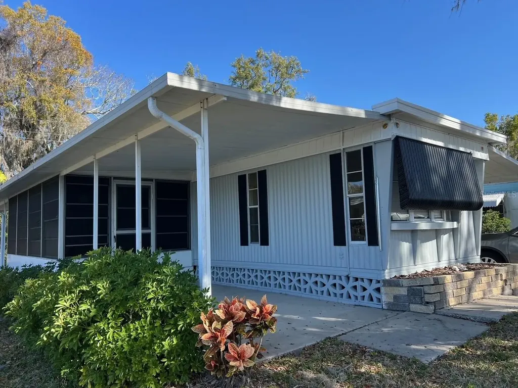 11 Shady Lane Palmetto FL 34221