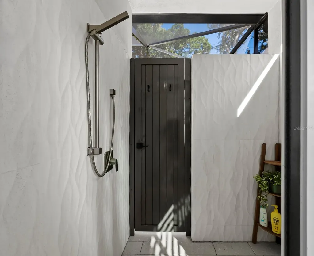 1843 Morris Street Sarasota FL 34239