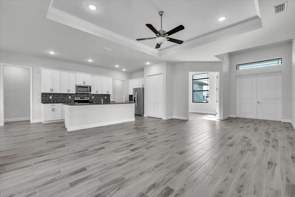 459 NE 2nd Place Cape Coral FL 33909