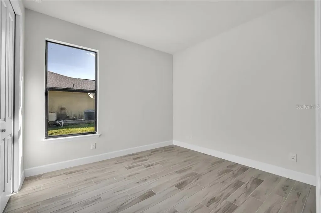 459 NE 2nd Place Cape Coral FL 33909