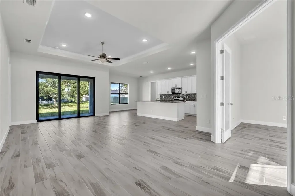 459 NE 2nd Place Cape Coral FL 33909
