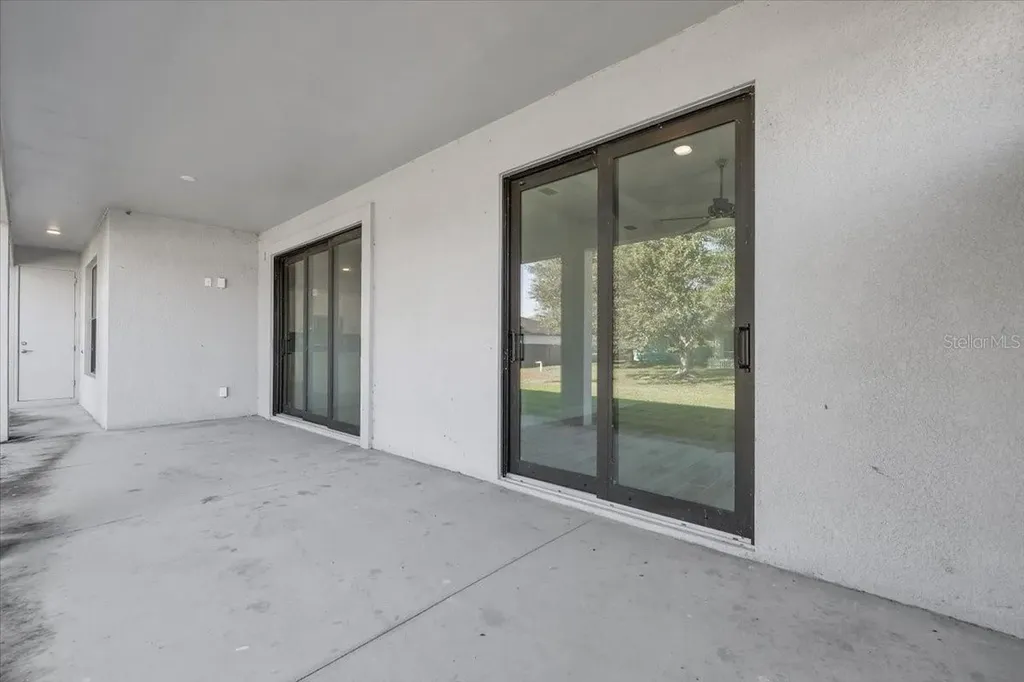 459 NE 2nd Place Cape Coral FL 33909