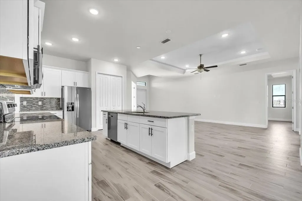 459 NE 2nd Place Cape Coral FL 33909