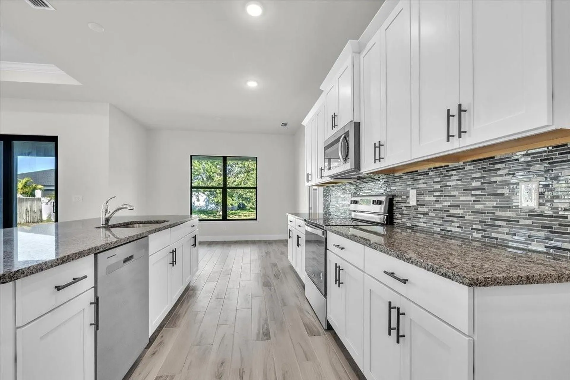 459 NE 2nd Place Cape Coral FL 33909