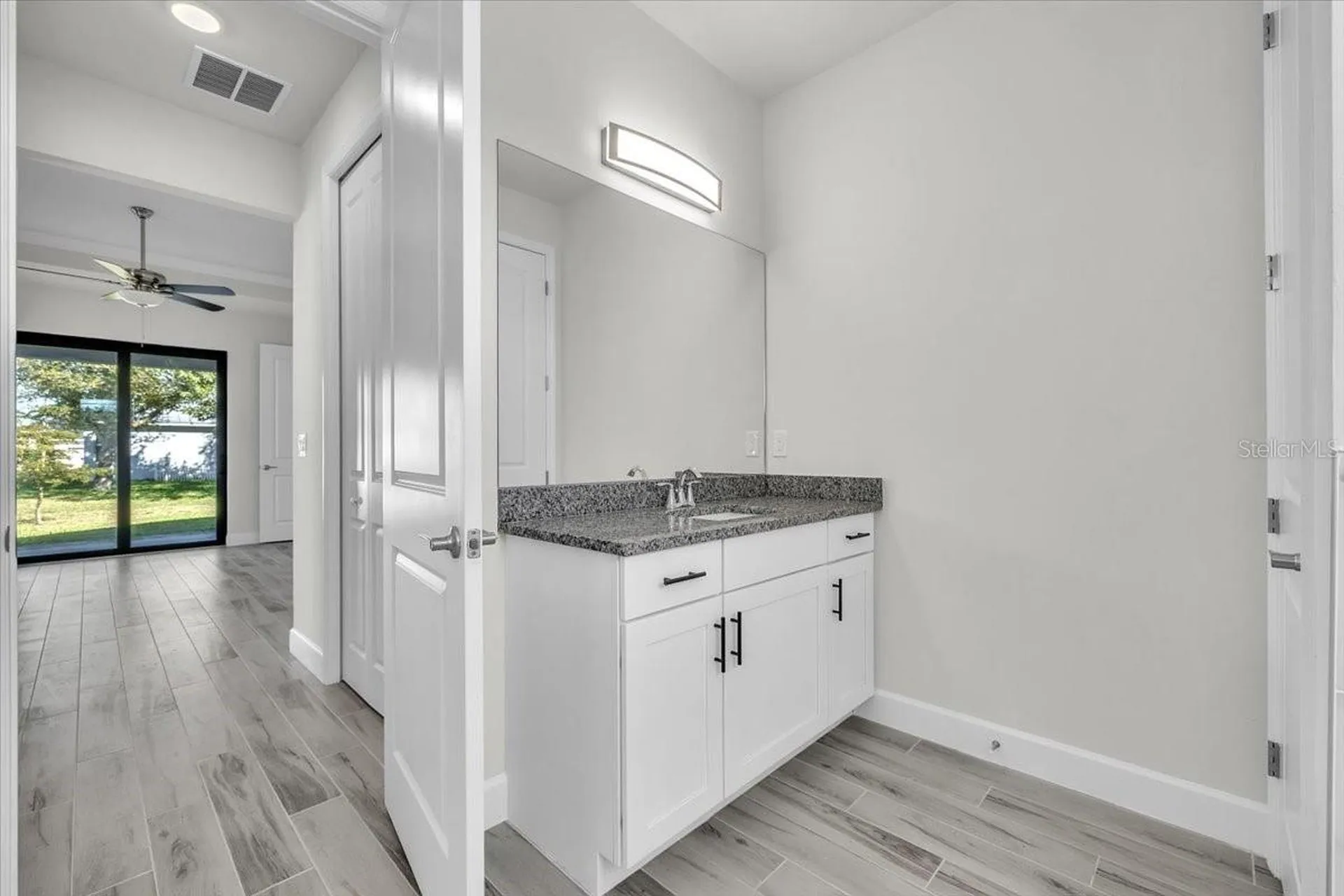 459 NE 2nd Place Cape Coral FL 33909