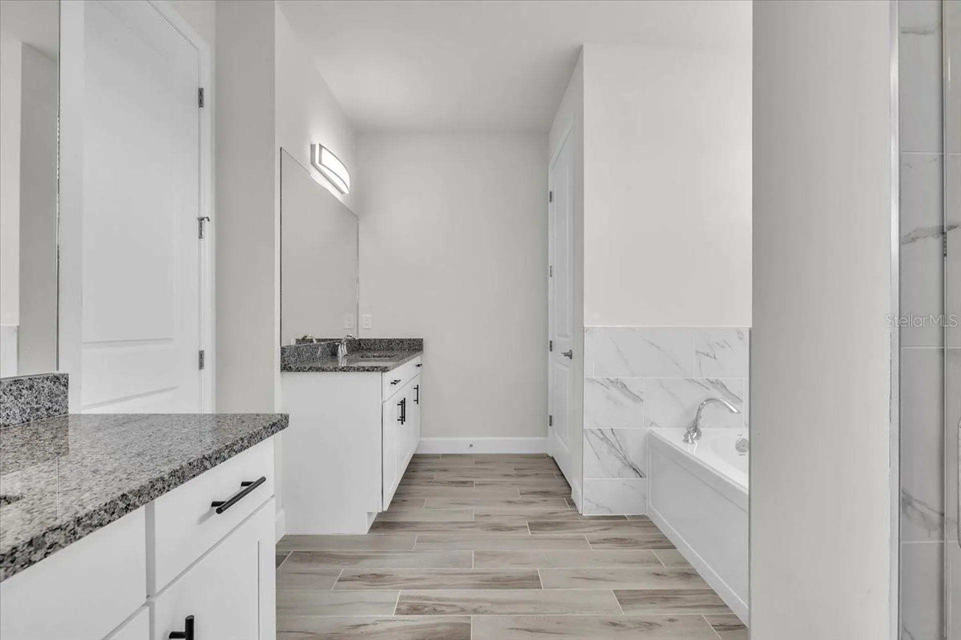 459 NE 2nd Place Cape Coral FL 33909