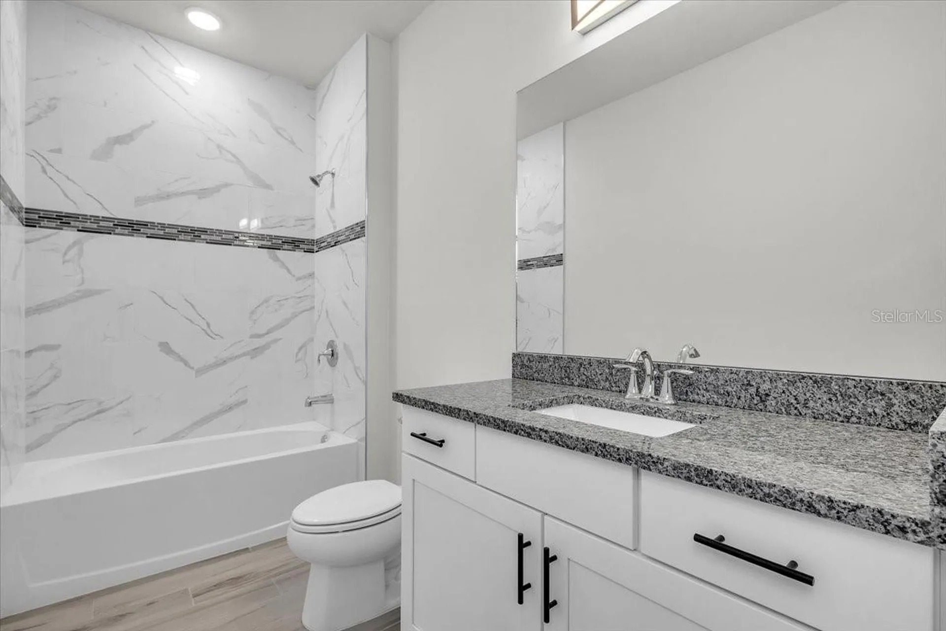 459 NE 2nd Place Cape Coral FL 33909