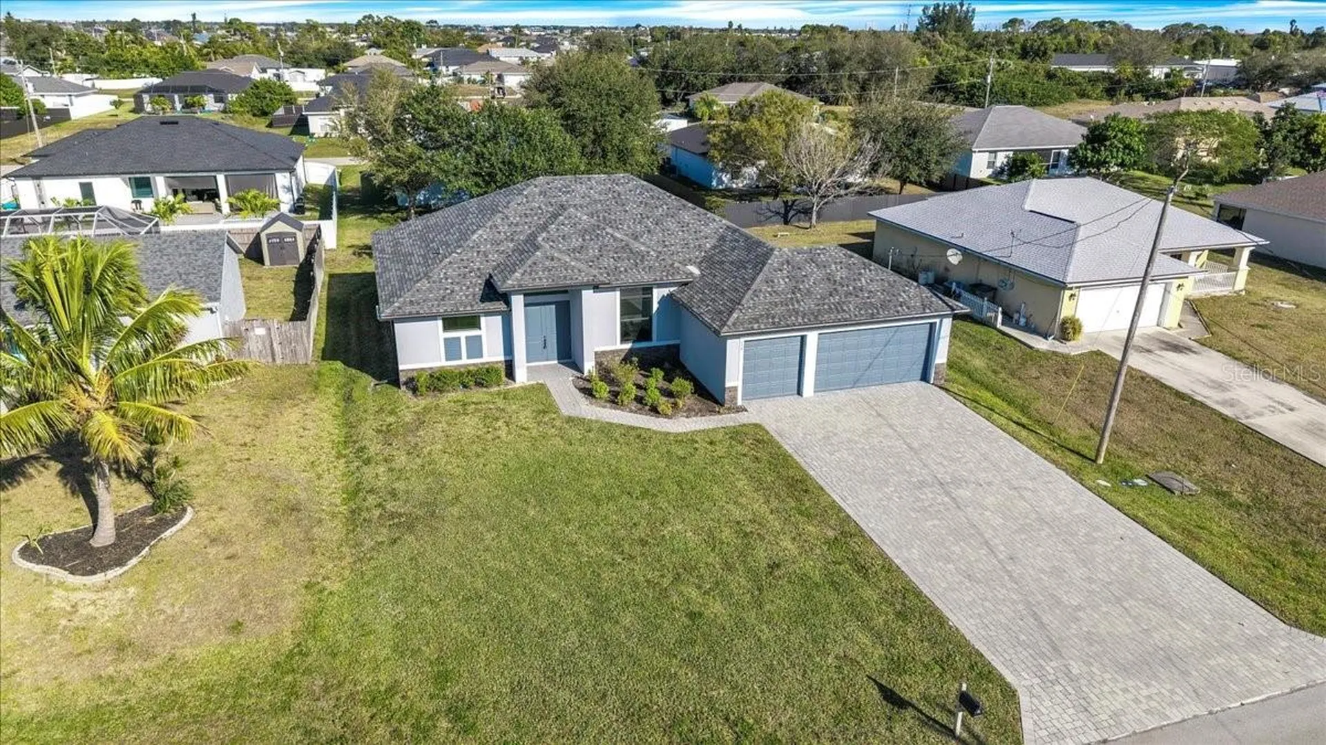 459 NE 2nd Place Cape Coral FL 33909