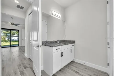 459 NE 2nd Place Cape Coral FL 33909