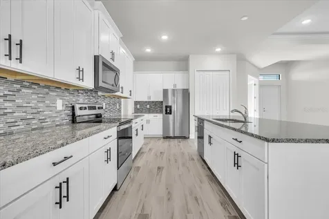 459 NE 2nd Place Cape Coral FL 33909