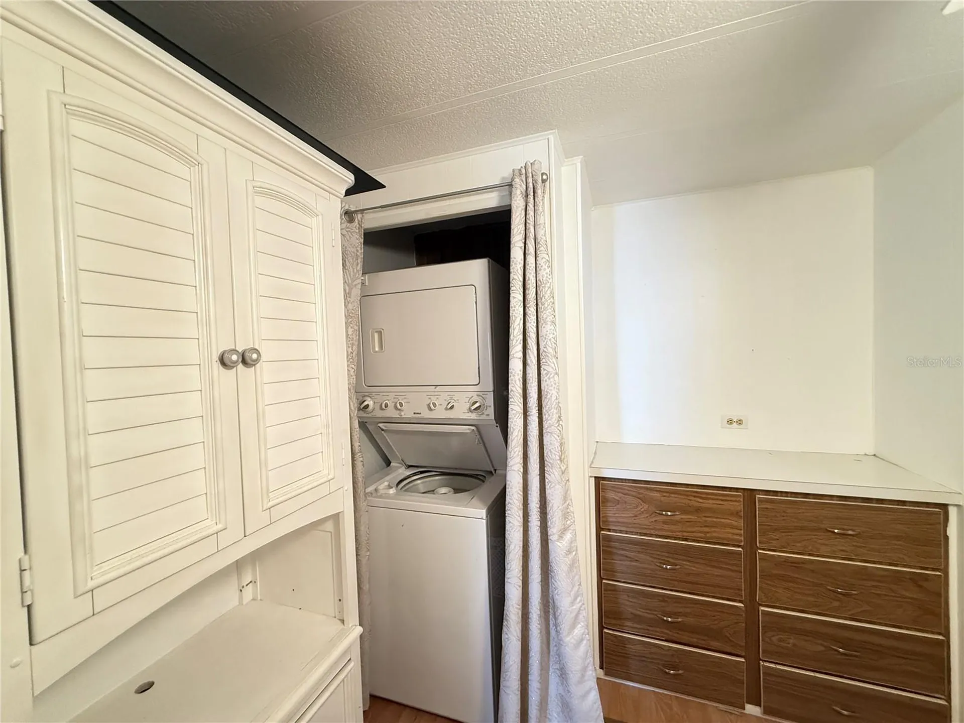 653 Mount Lancaster Avenue NE St Petersburg FL 33702