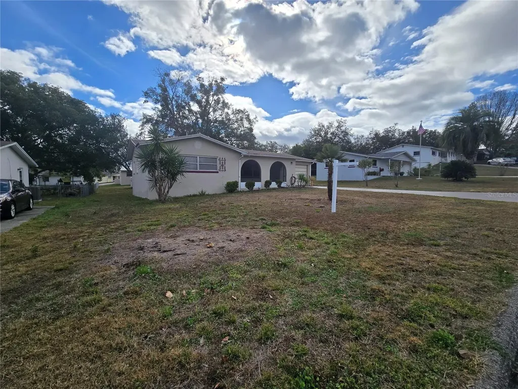 75 S Osceola Street Beverly Hills FL 34465