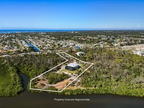 1091 Lampp Drive Englewood FL 34223