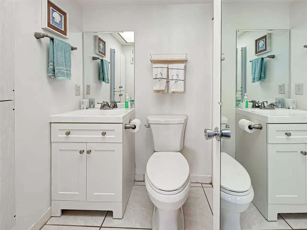232 Saint Augustine Avenue Venice FL 34285