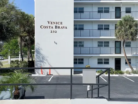 232 Saint Augustine Avenue Venice FL 34285