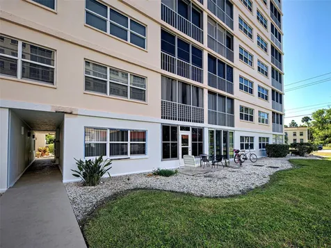 232 Saint Augustine Avenue Venice FL 34285