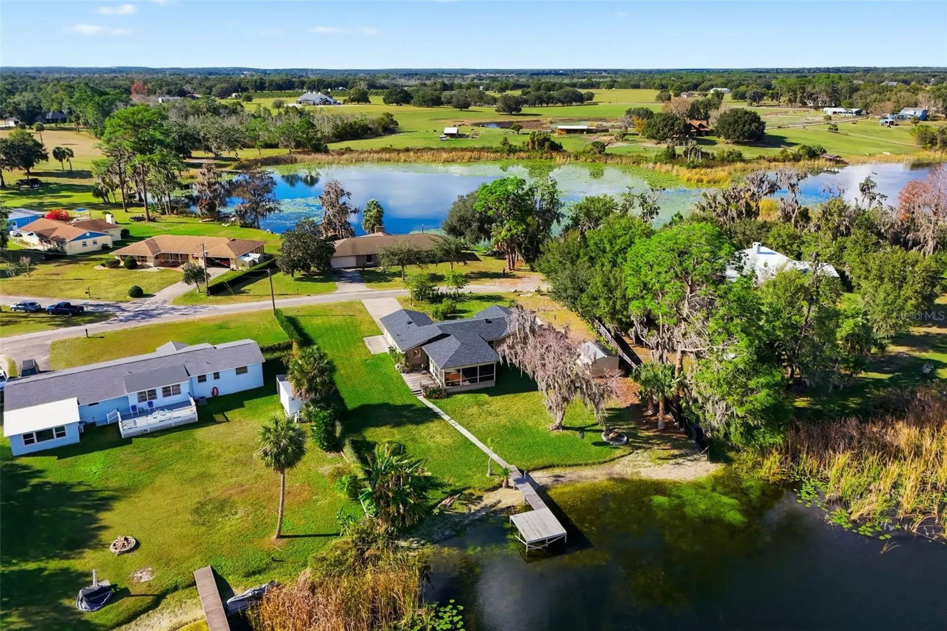 40700 Long Island Drive Umatilla FL 32784