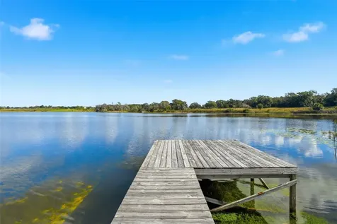 40700 Long Island Drive Umatilla FL 32784