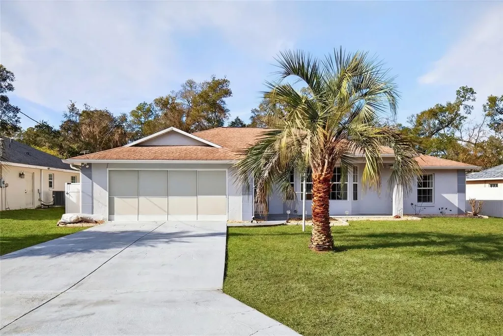 902 NE 130th Terrace Silver Springs FL 34488