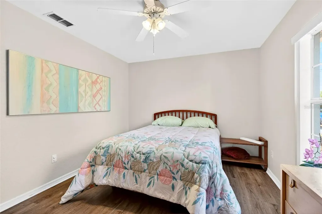 902 NE 130th Terrace Silver Springs FL 34488