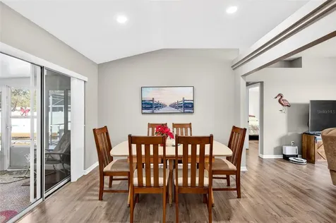 902 NE 130th Terrace Silver Springs FL 34488
