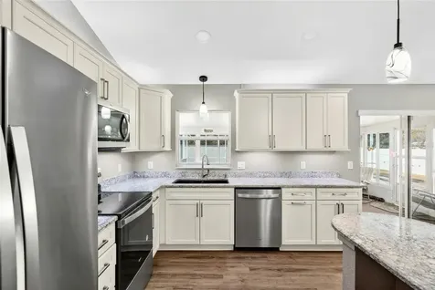 902 NE 130th Terrace Silver Springs FL 34488