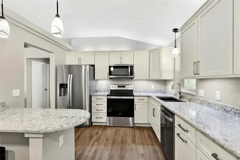 902 NE 130th Terrace Silver Springs FL 34488