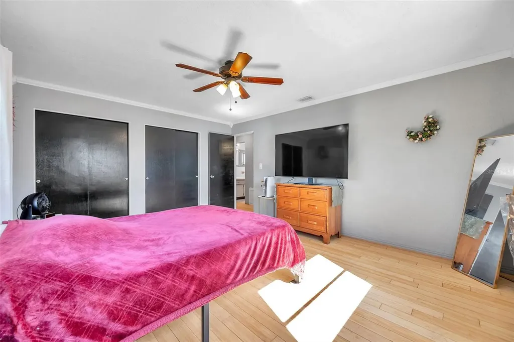 2825 60th Street N St Petersburg FL 33710