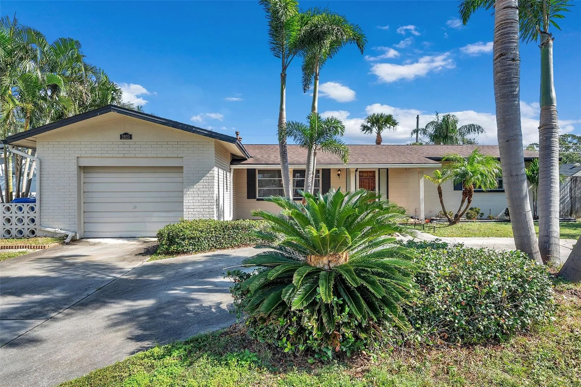 2825 60th Street N St Petersburg FL 33710
