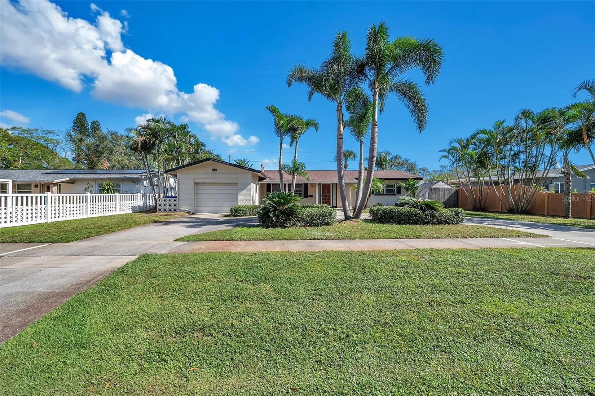 2825 60th Street N St Petersburg FL 33710