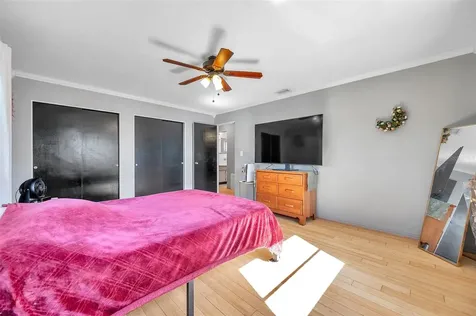 2825 60th Street N St Petersburg FL 33710
