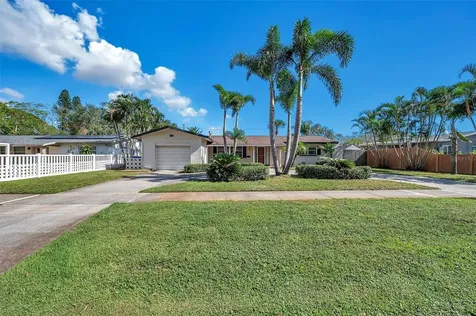 2825 60th Street N St Petersburg FL 33710