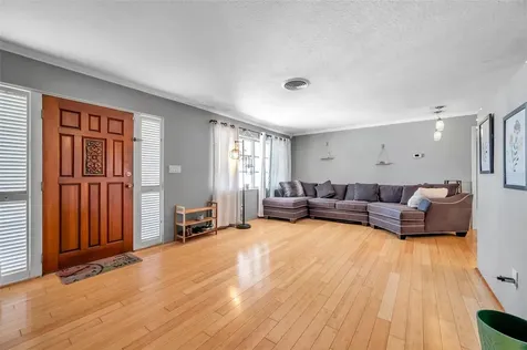 2825 60th Street N St Petersburg FL 33710