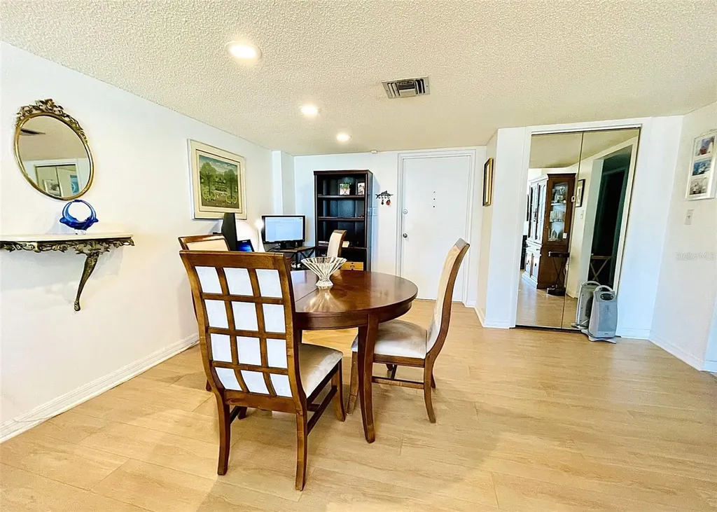 9 Haig Place Dunedin FL 34698