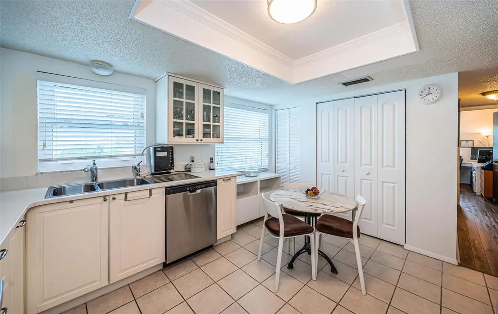 9 Haig Place Dunedin FL 34698