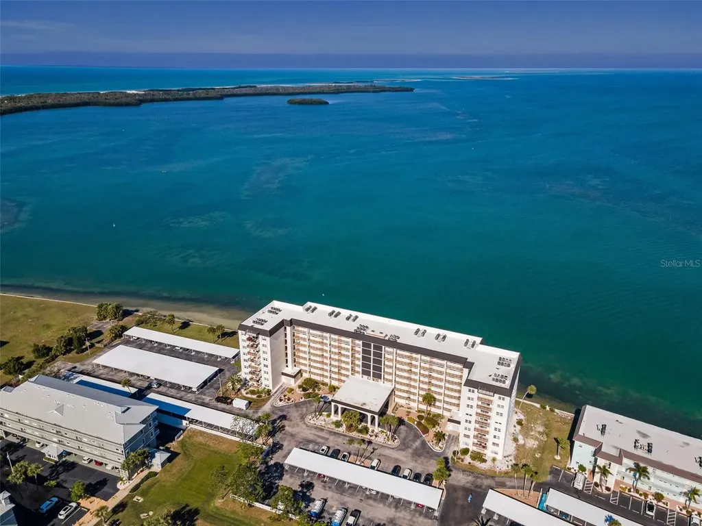 9 Haig Place Dunedin FL 34698