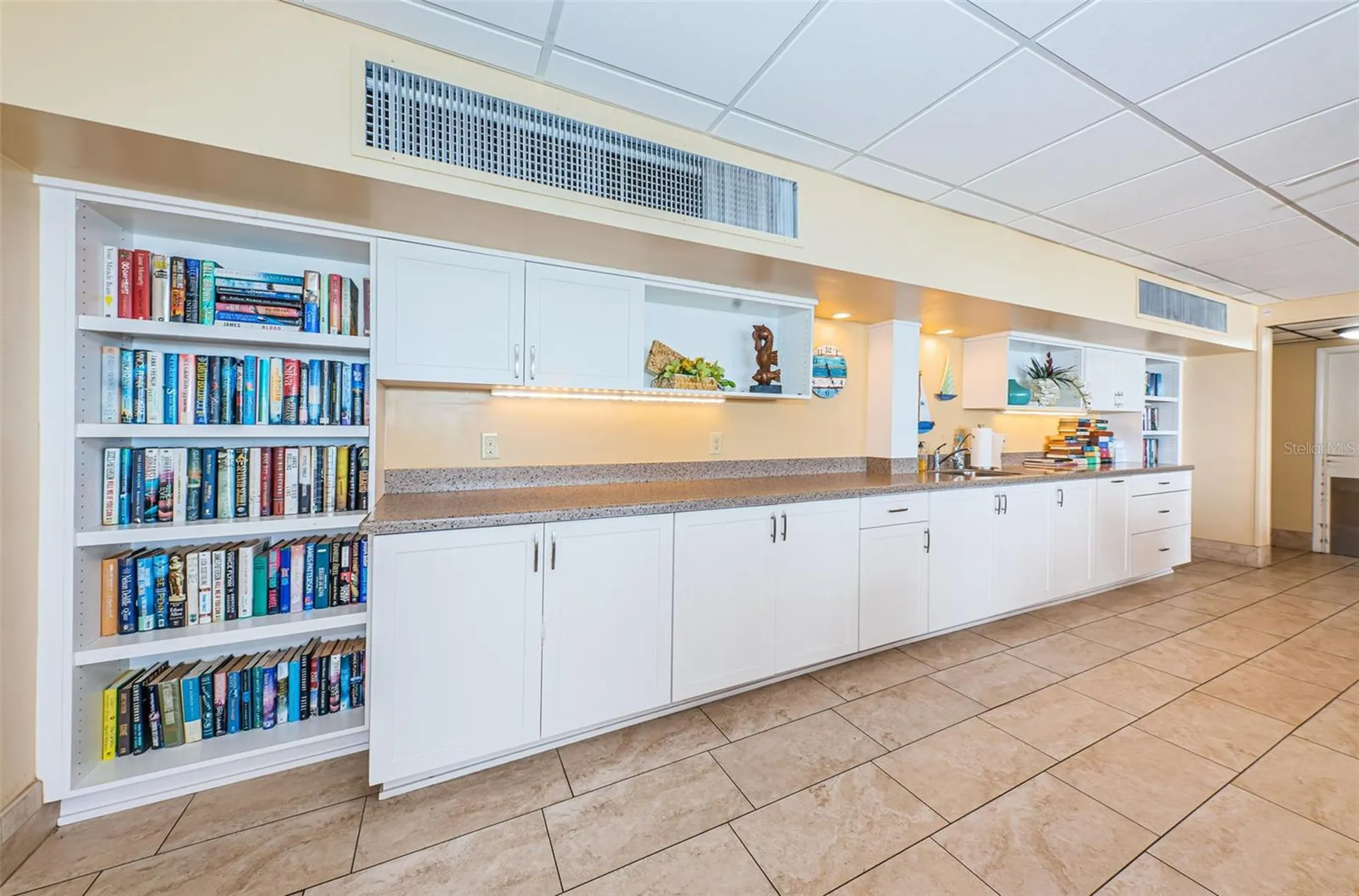 9 Haig Place Dunedin FL 34698