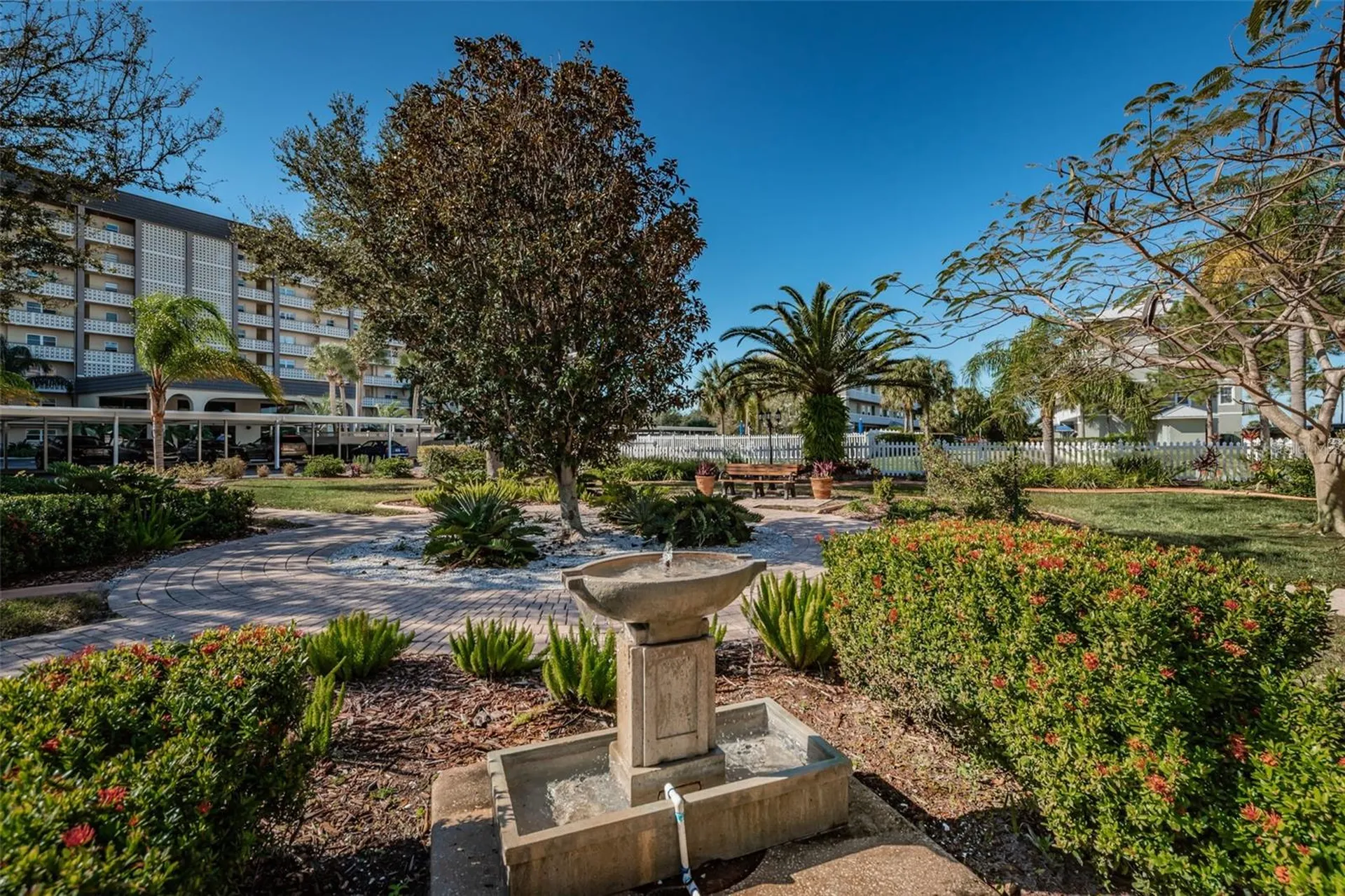 9 Haig Place Dunedin FL 34698