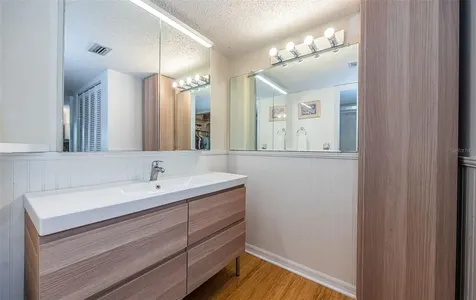 9 Haig Place Dunedin FL 34698
