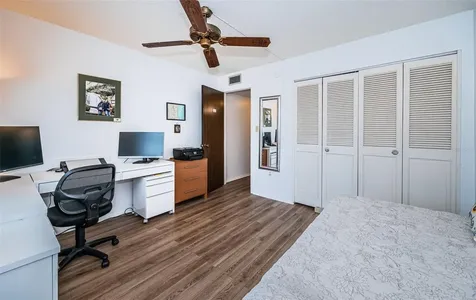 9 Haig Place Dunedin FL 34698