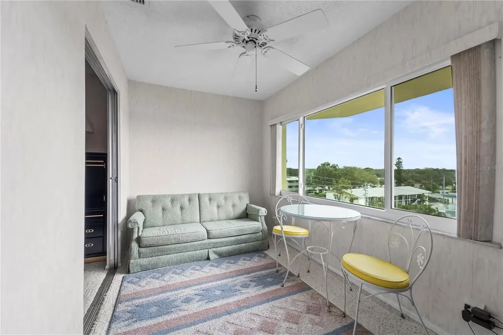 100 Bluff View Drive Belleair Bluffs FL 33770