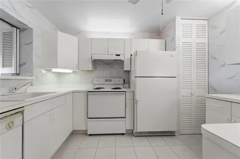 100 Bluff View Drive Belleair Bluffs FL 33770
