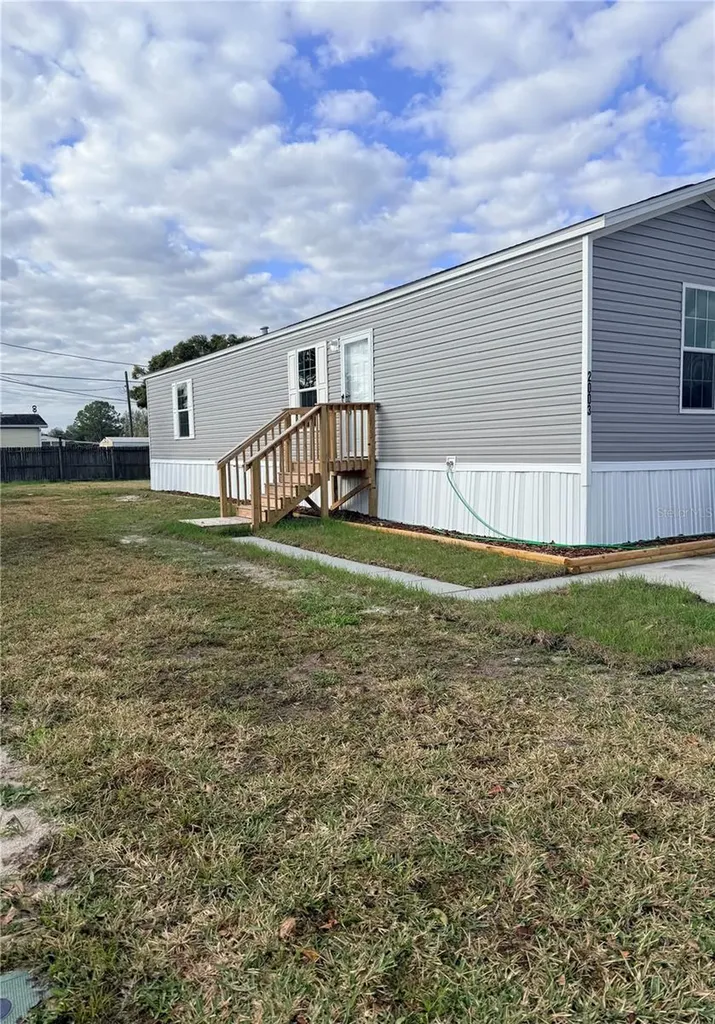 2003 Oak Street St Cloud FL 34769