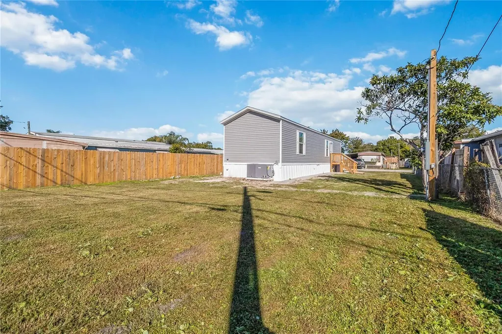 2003 Oak Street St Cloud FL 34769